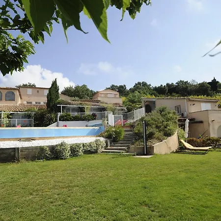 Bed and Breakfast Mouramour 3*