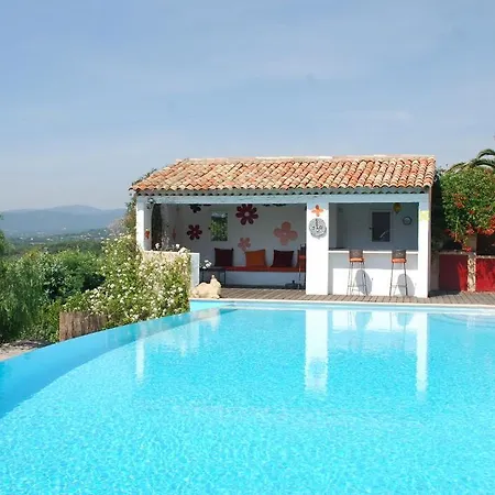 Mouramour Bed and breakfast 3*