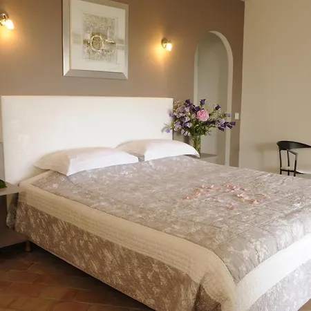 Mouramour 3* Grimaud